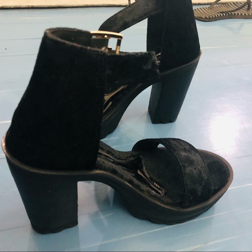 Catwalk block heels - Picture 11 of 15